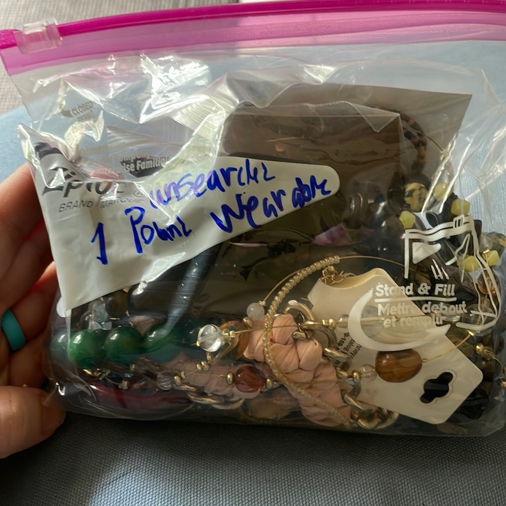 1 pound wearable jewelry